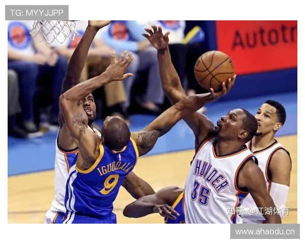 如何判定防守三秒NBA规则？解析判罚标准与常见应用场景
